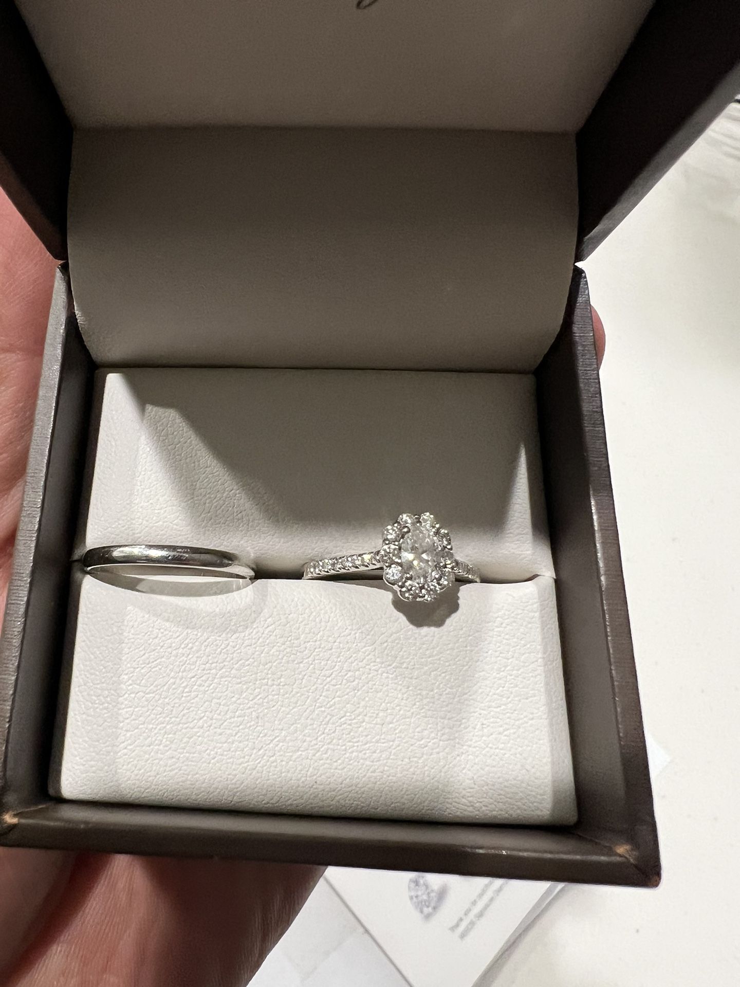 14k White Gold Diamond Engagement Ring