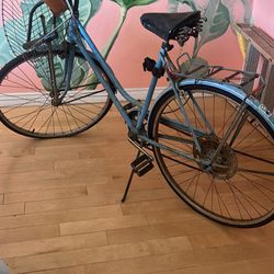 ⭐️BUNDLE Blue Vintage Schwinn Cruiser, Bike Pump  - Two Skateboards 