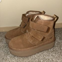 UGG Neumel Platform Boot