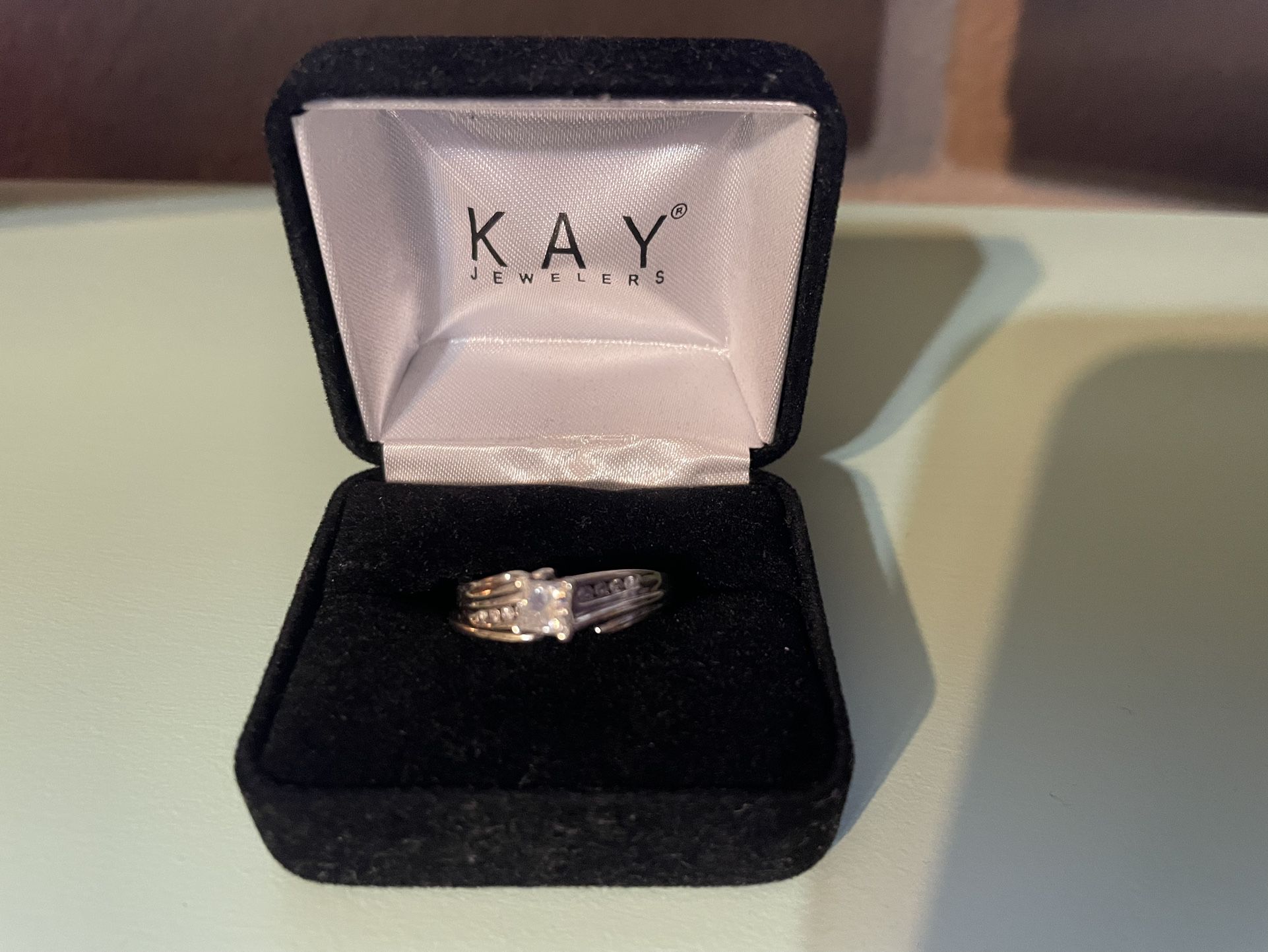 Beautiful 1/2 Carat Diamond Ring With Band 
