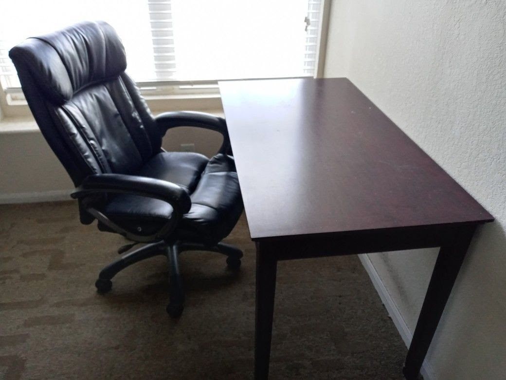 Leather Chair With Table