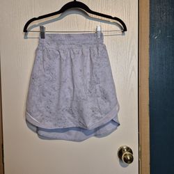 Lululemon Hotty Hot High-Rise Skirt