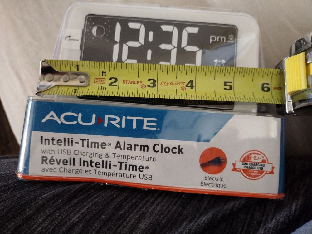NEW AcuRite Digital Alarm Clock with USB Charger