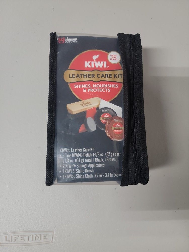 kiwi leather care kit