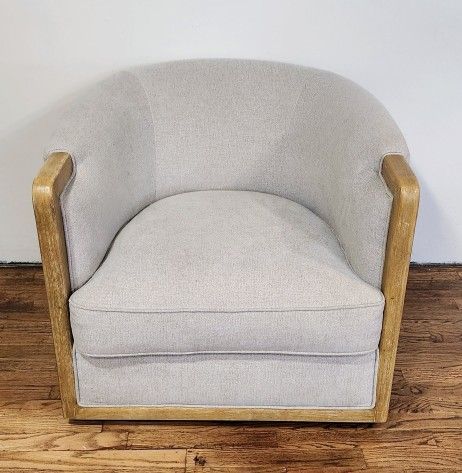 Swivel Chair 
