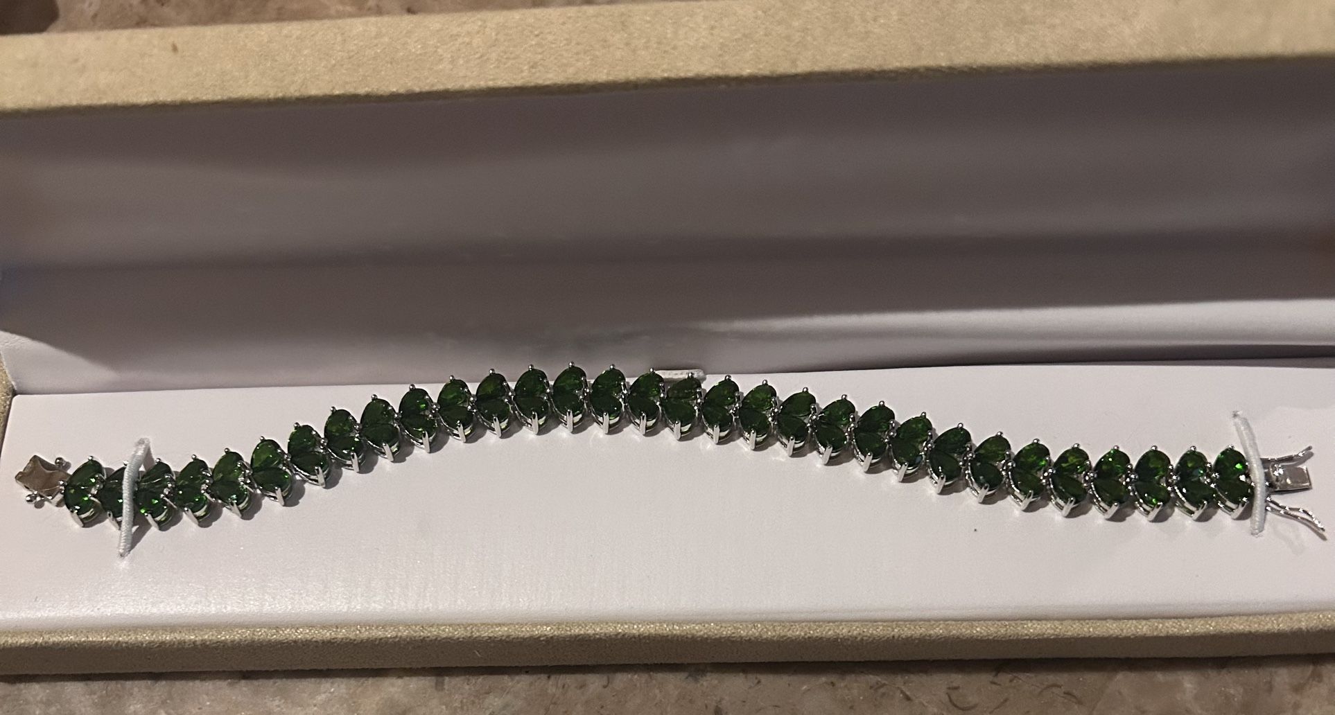 25.00ctw Pear Shape Chrome Diopside Sterling Silver Bracelet 7.5