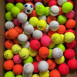 50pcs Color Mixed Callaway -Selling used golf balls ,All in great good condition,clean and ready to use  