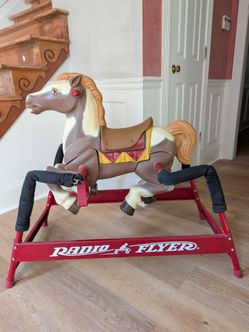 Radio Flyer Spring Rocking Horse – Classic Ride-On Toy