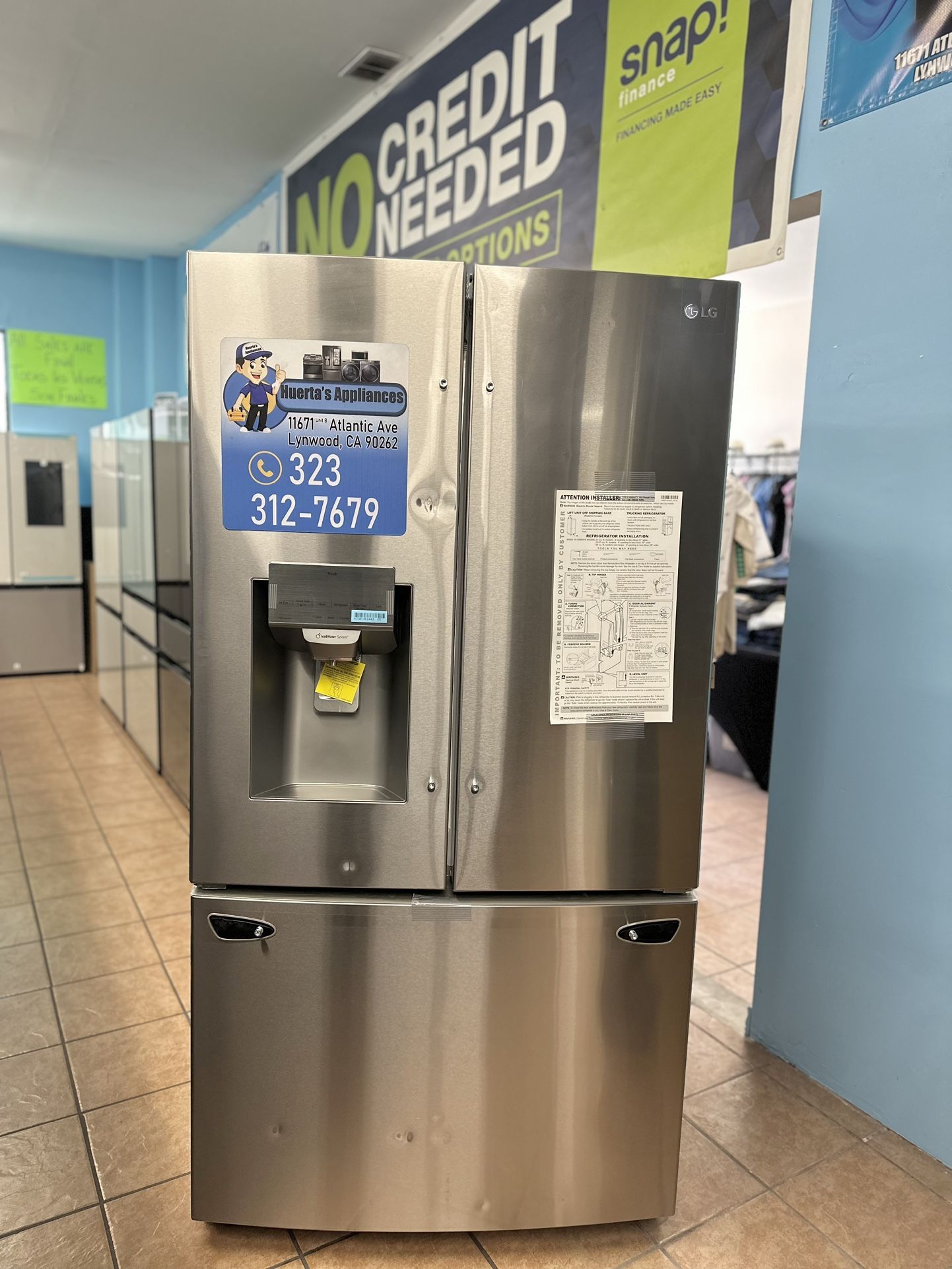 LG 28 cu. ft. 3 Door French Door Refrigerator with Ice and Water with Single Ice