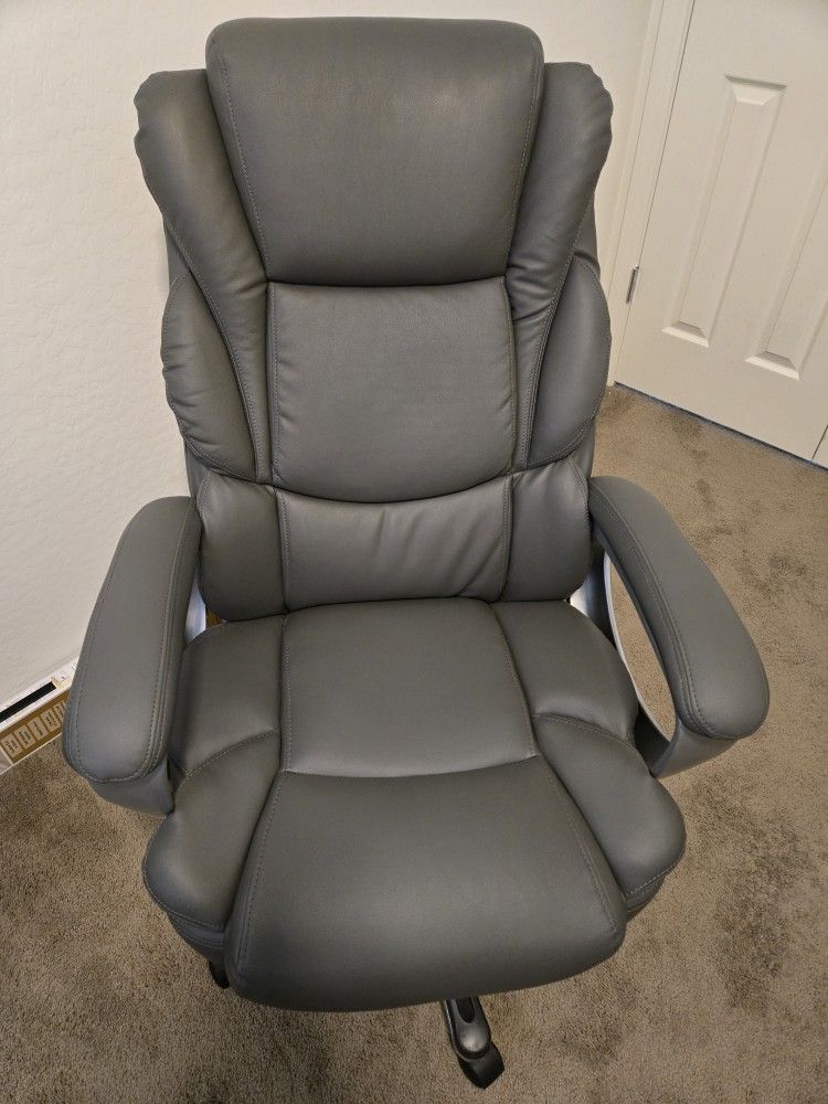 Office Manager Chair