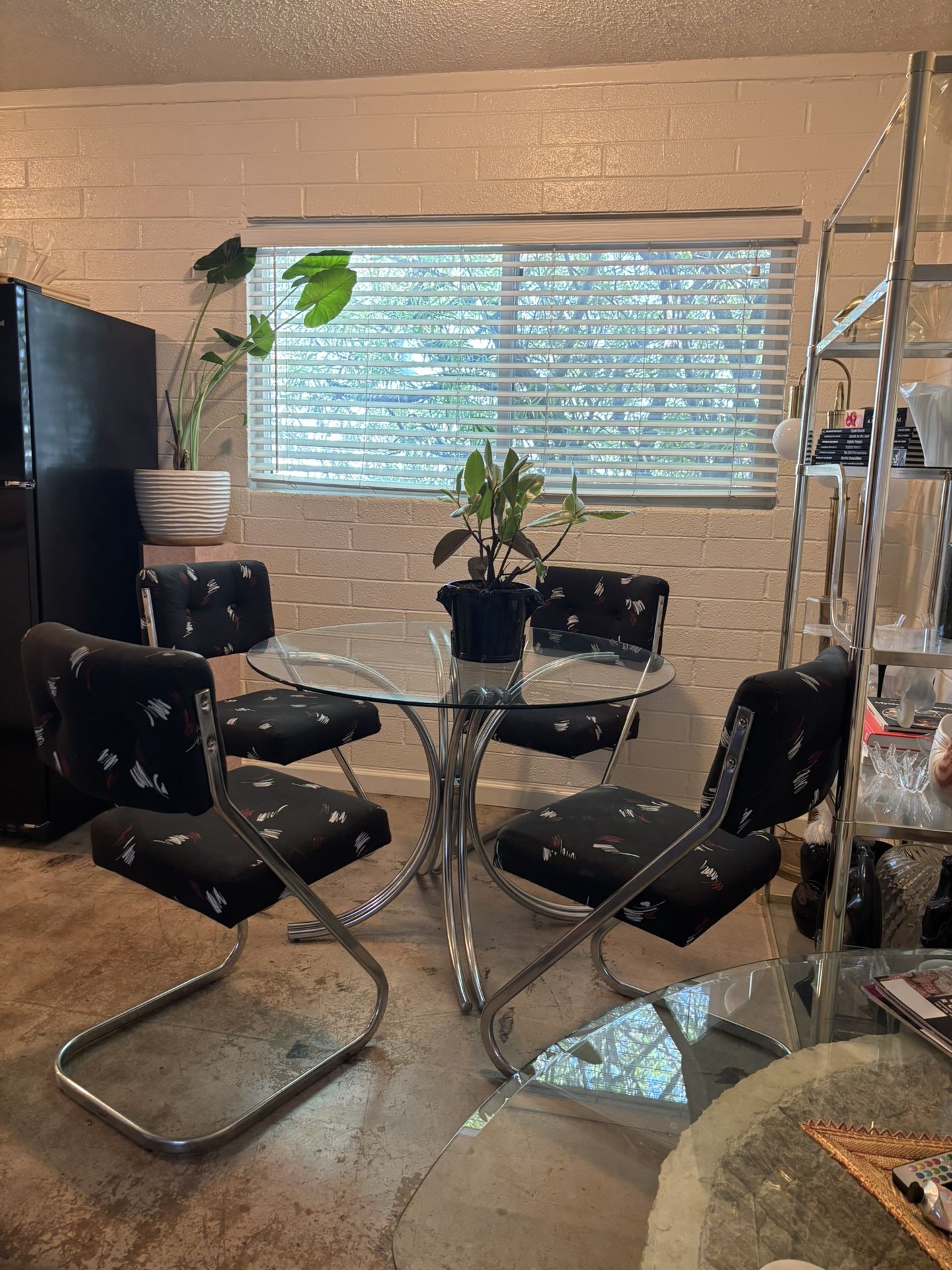 VINTAGE DINING TABLE