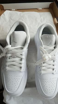 JORDAN BRAND NEW SIZE 9
