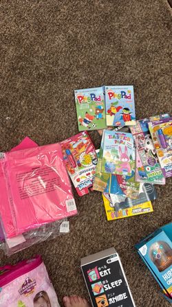 Activity books/crafts