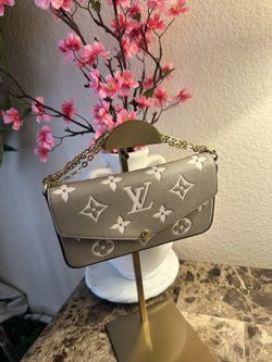 Pochette felicie LV