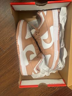 Used women’s dunks 7.5