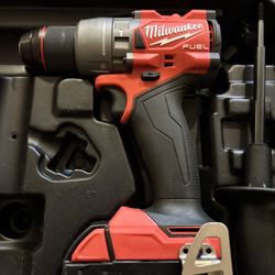 M18 Impact Hammer Drill Milwaukee 