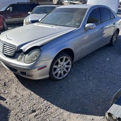 2005 E320 Mercedes Parts Car 