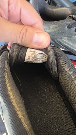 Mens Under Armor Cleats 9.5