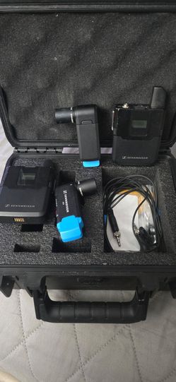 Sennheiser Wireless Microphone System with Case