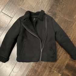 5T- Girls Art Class Jacket/ Sherpa Like Material Inside 