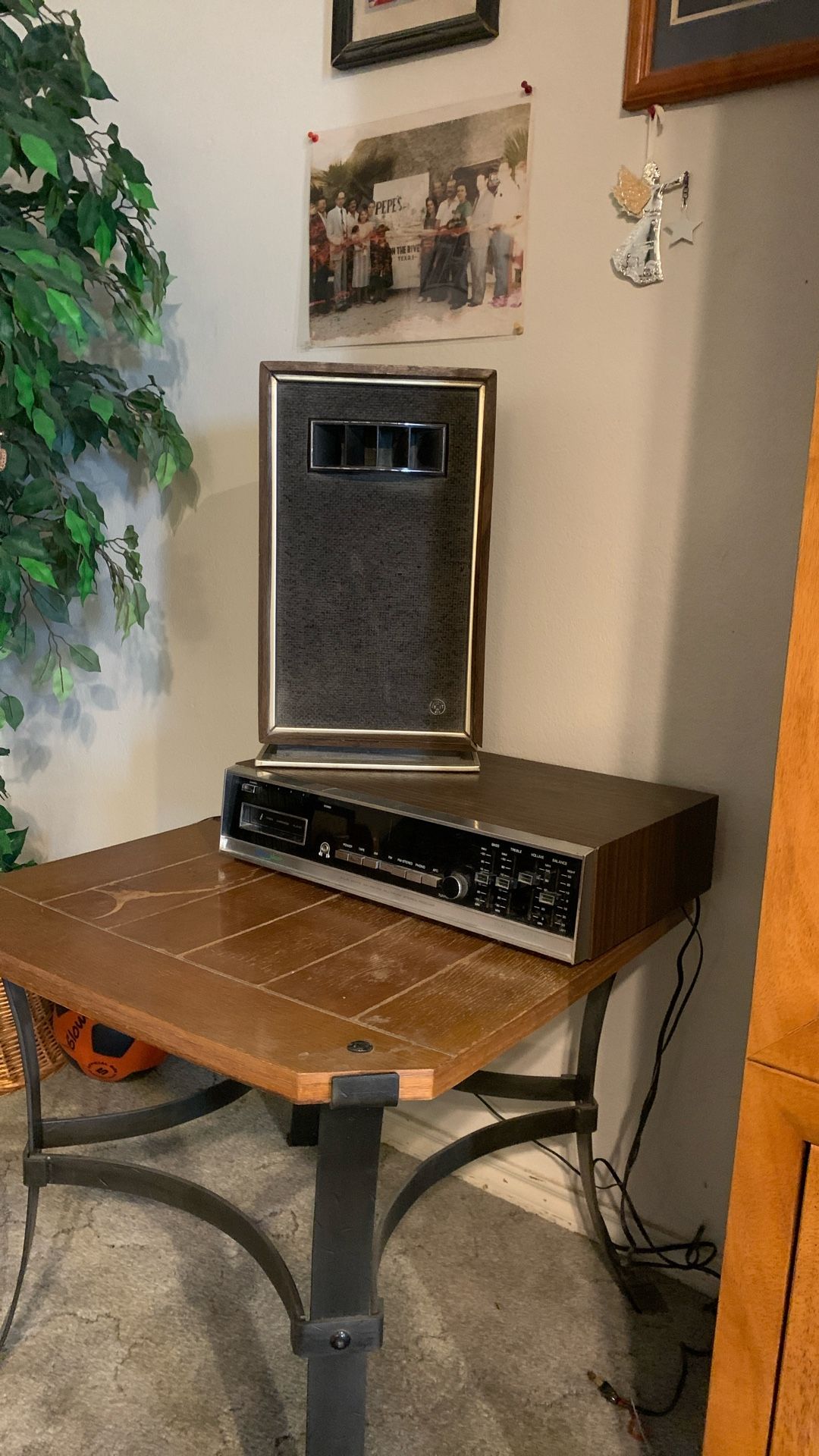 vintage stereo system 1970s