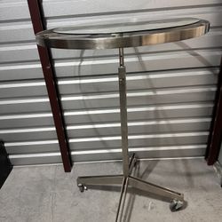 Round Clothing Rack with Glass Top - Commercial 