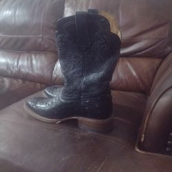  Black Boots Size 12