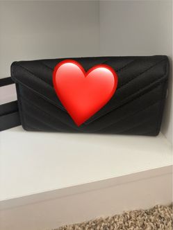 Black snap wallet