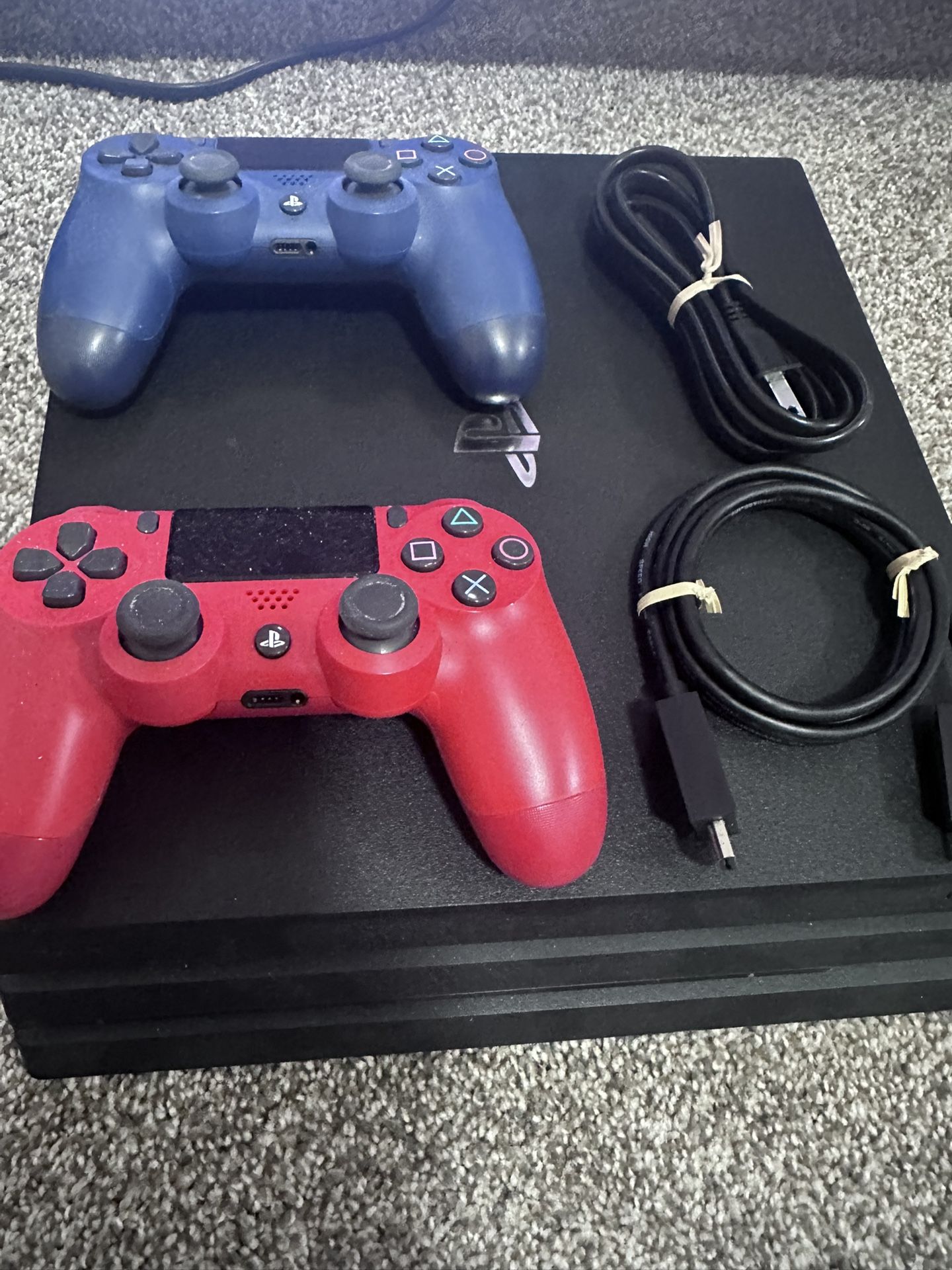 PS4 Slim Bundle