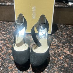 Women’s Size 10 Michael Kors close Toe Ankle Strap Shoe