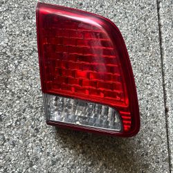 2011-2013 Kia Sorento OEM Passenger Right Side Tail Light