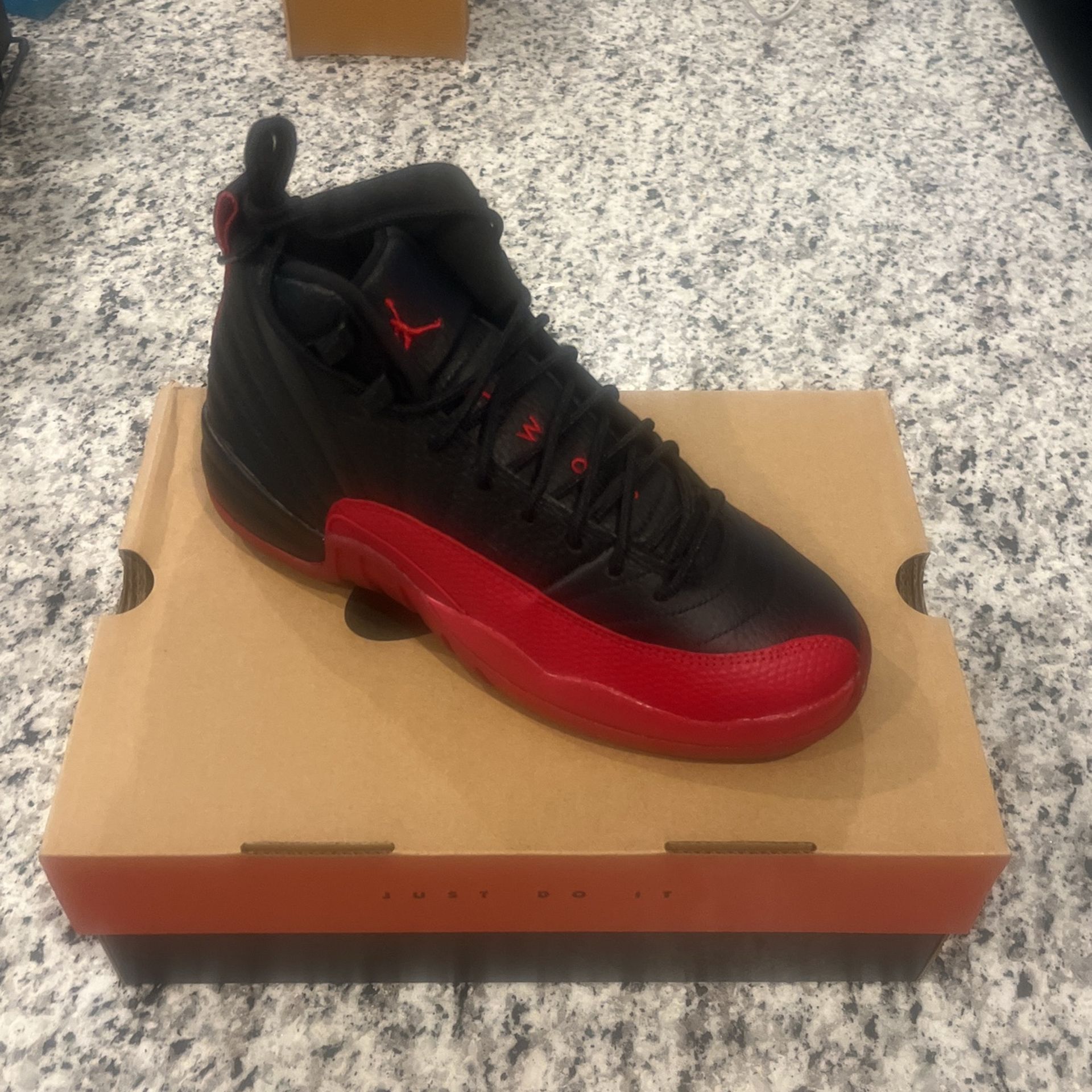 jordan 12 Flu Game Size 6.5y