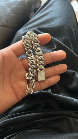 Bracelet