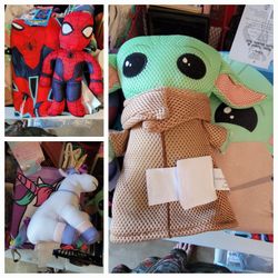 NEW BATH TOWEL AND BATH BUDDY SETS. SEE ALL PICTURES FOR CHOICES AND SIZE