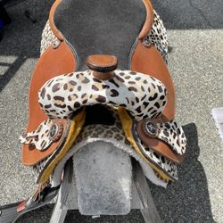 Western show saddle