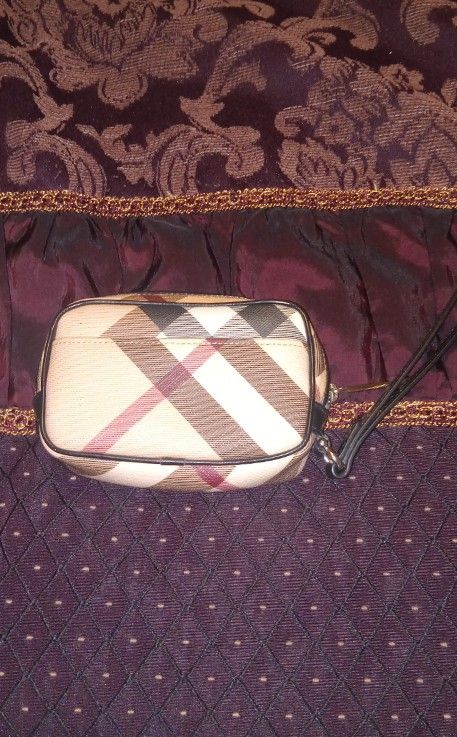 2000's vintage burberry bag