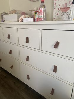 Dresser  Knobs