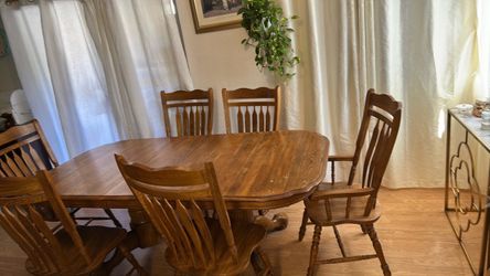 Oak Dining Table with 6 Chairs