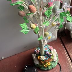 Electric Easter Decorative Tree Light Excellent Condition Like New!