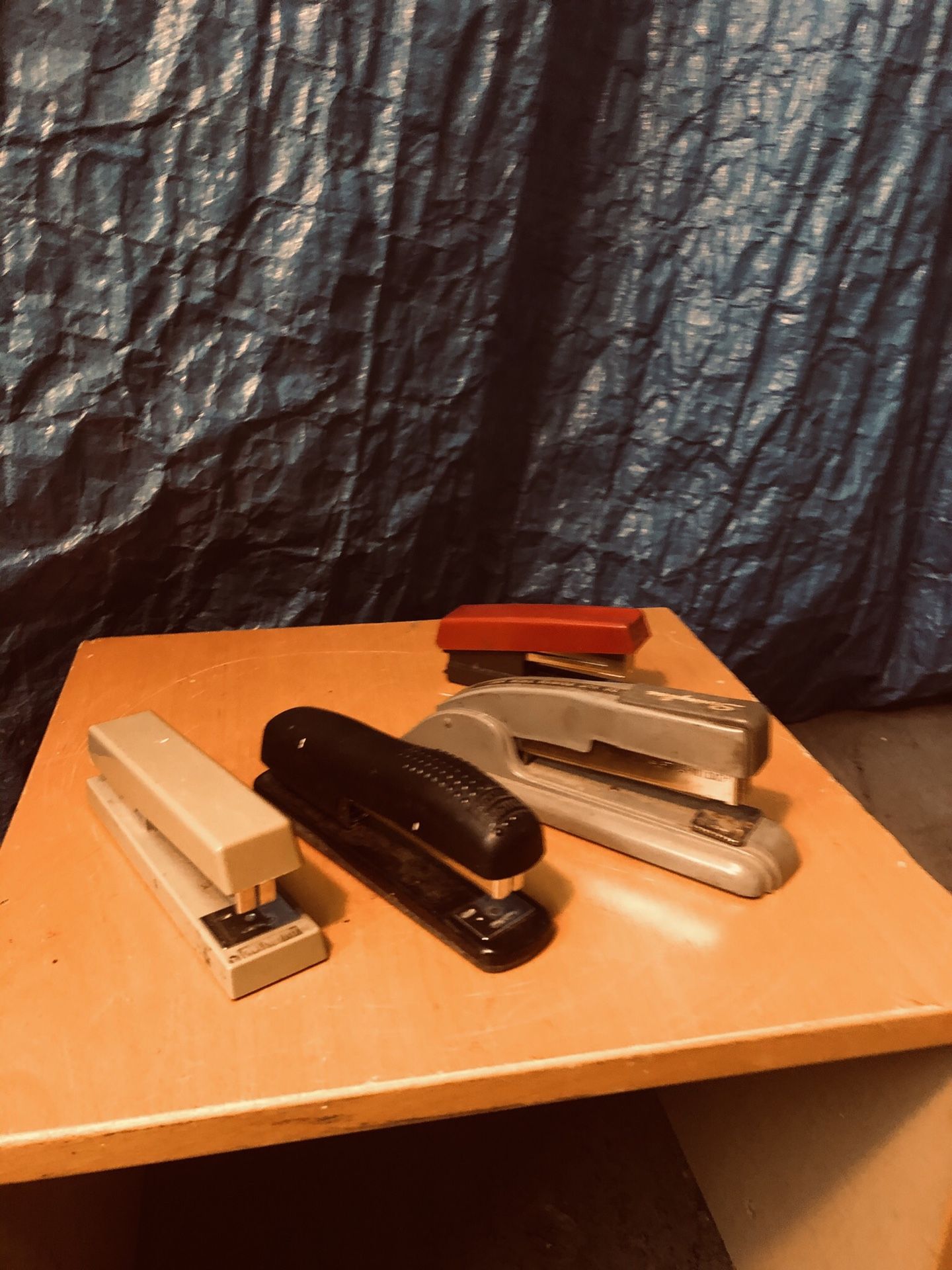 Set of 4 staplers