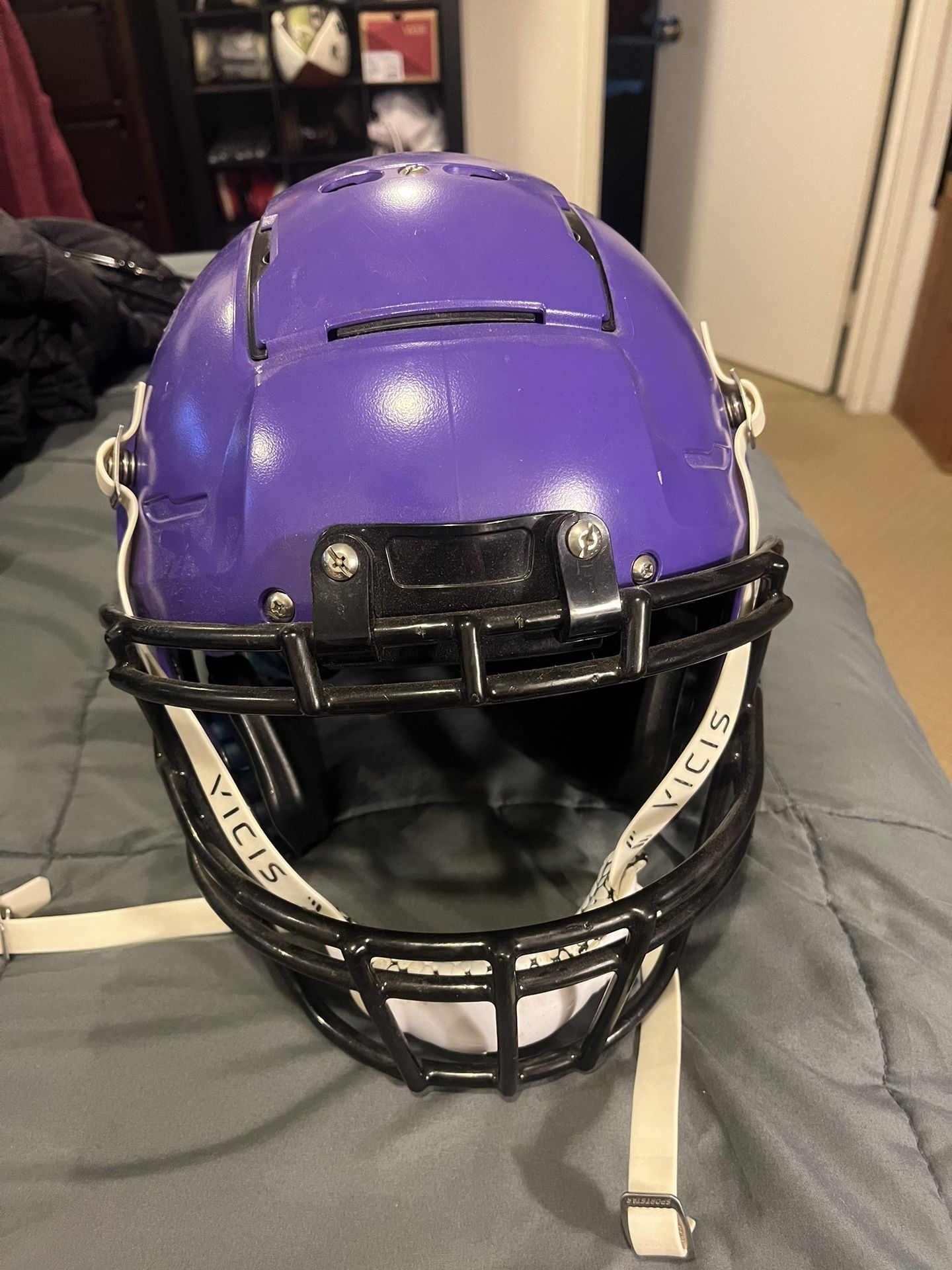 Schutt F7 football helmet Youth XL