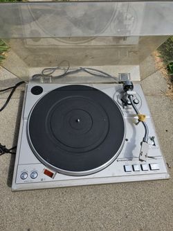 Kenwood Full Automatic Turntable KD 2100