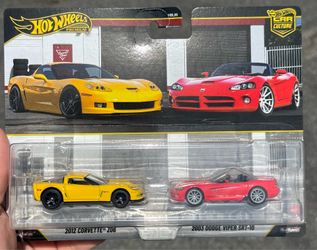 Hot Wheels Premium 2-pack 2026 Corvette Z06 & 2003 Dodge Viper SRT