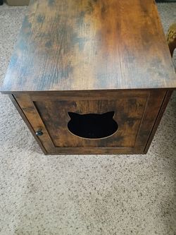 Pet cubby end table