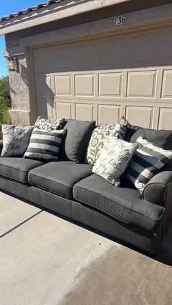 Queen Sleeper Sofa Couch must go today!!!
