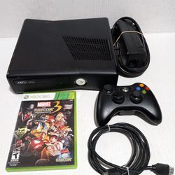 Xbox 360 Slim Console With Controller And Game.  Works 