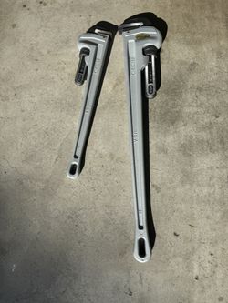 Aluminum Ridgid Pipe Wrench 36 Inch And 24 Inch