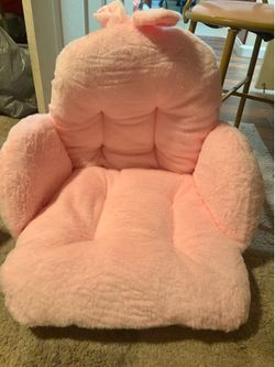 Mini Fluffy Pink Seat