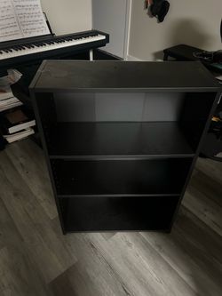 Black 3-tier bookshelf
