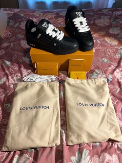 Lv Trainers size 9.5